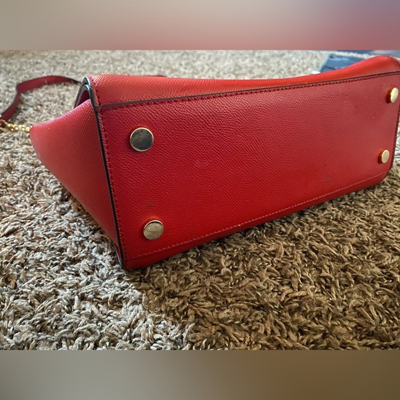 Michale Kors Leather Satchel purse - Picture 3 of 11